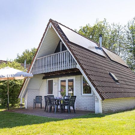 Villa De Waterlelie Gezellig En Sfeervol Aan Het Water Gramsbergen Exterior foto